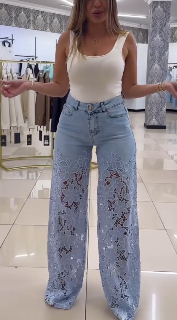Eleganta damjeans med spetsdetaljer