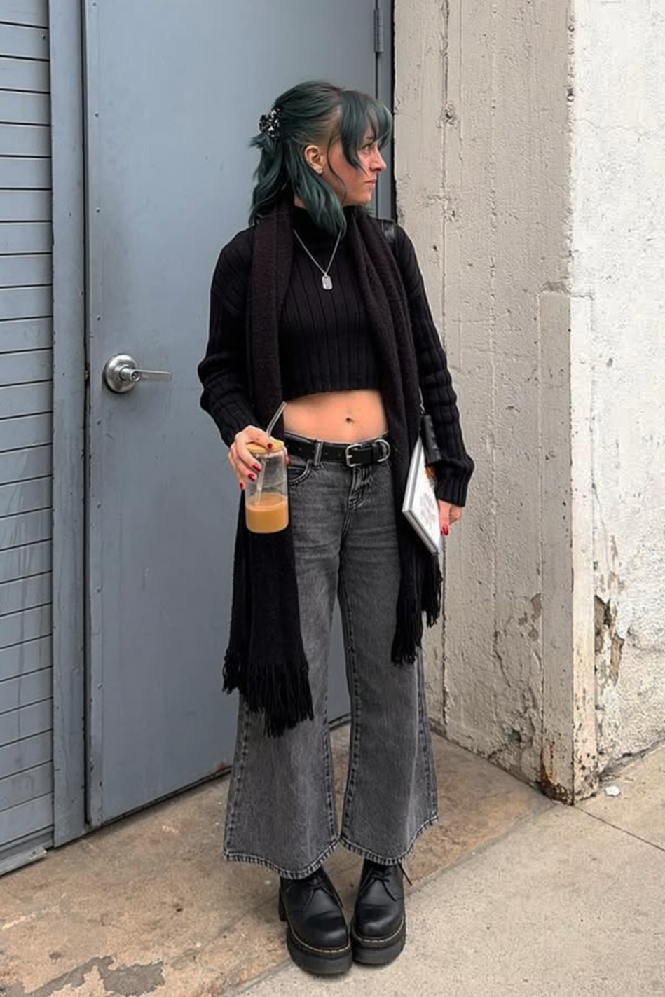 JAYCIE CLASSIC LOWRISE WIDE LEG JEANS - KOLSVART