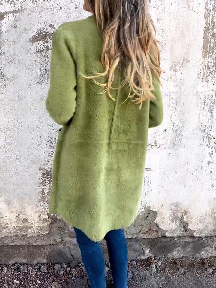 Damkappa med krage, lång ärm och päls, lång modell