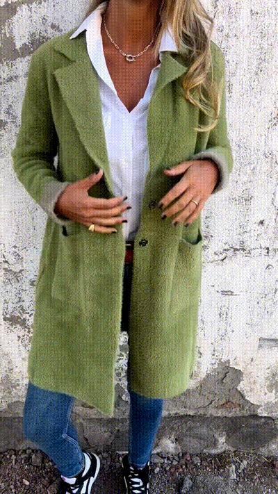 Damkappa med krage, lång ärm och päls, lång modell